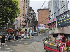 次南门老卫校进出口洗车场出租 无中介费